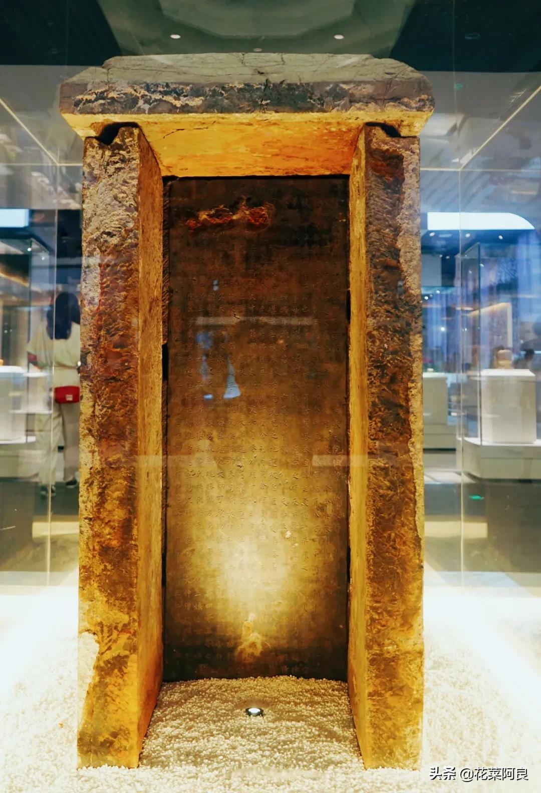 大报恩寺地宫发掘到了舍利子,南京大报恩塔舍利子文物