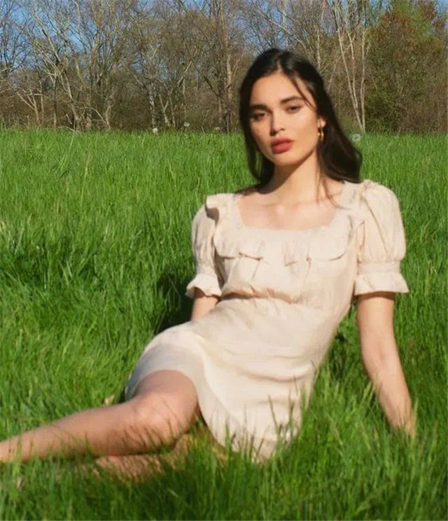 女生萝卜腿怎么穿裙子,萝卜腿女生穿搭技巧