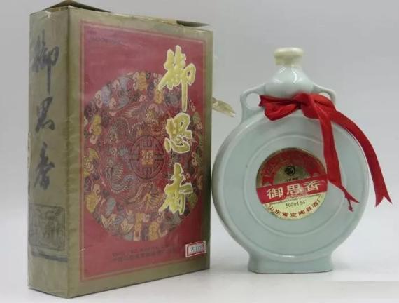 记忆中家乡的酒,记忆中的那瓶酒