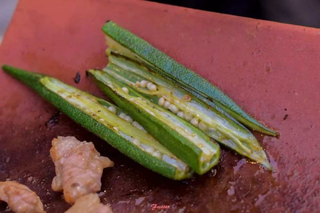 瓦片烤肉是哪里的,正宗瓦片烤肉