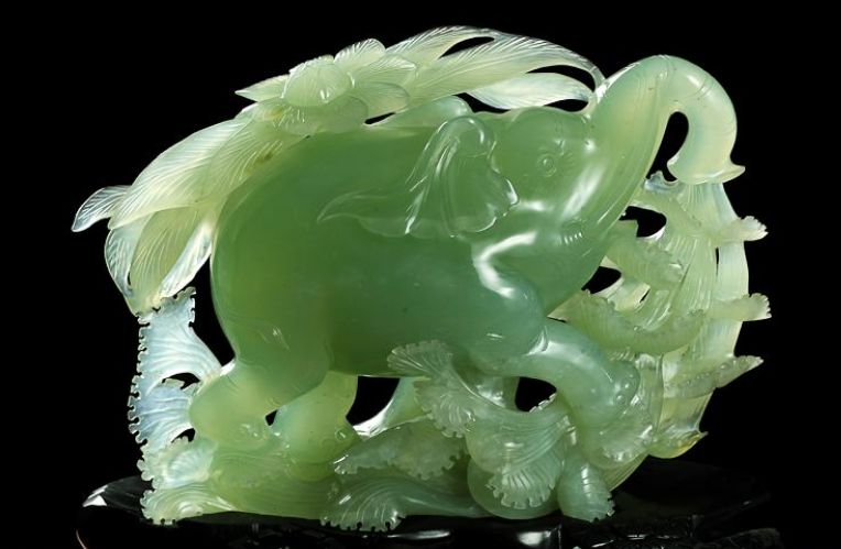 辽宁岫玉有哪些特点,岫玉有哪些特色