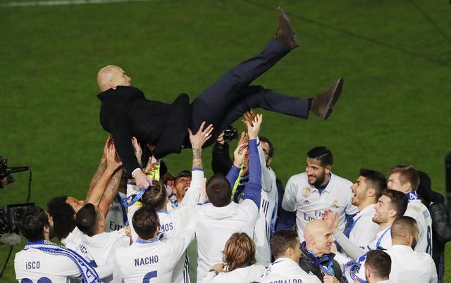 齐达内是为大场面而生，曾主宰欧洲杯世界杯的赛场