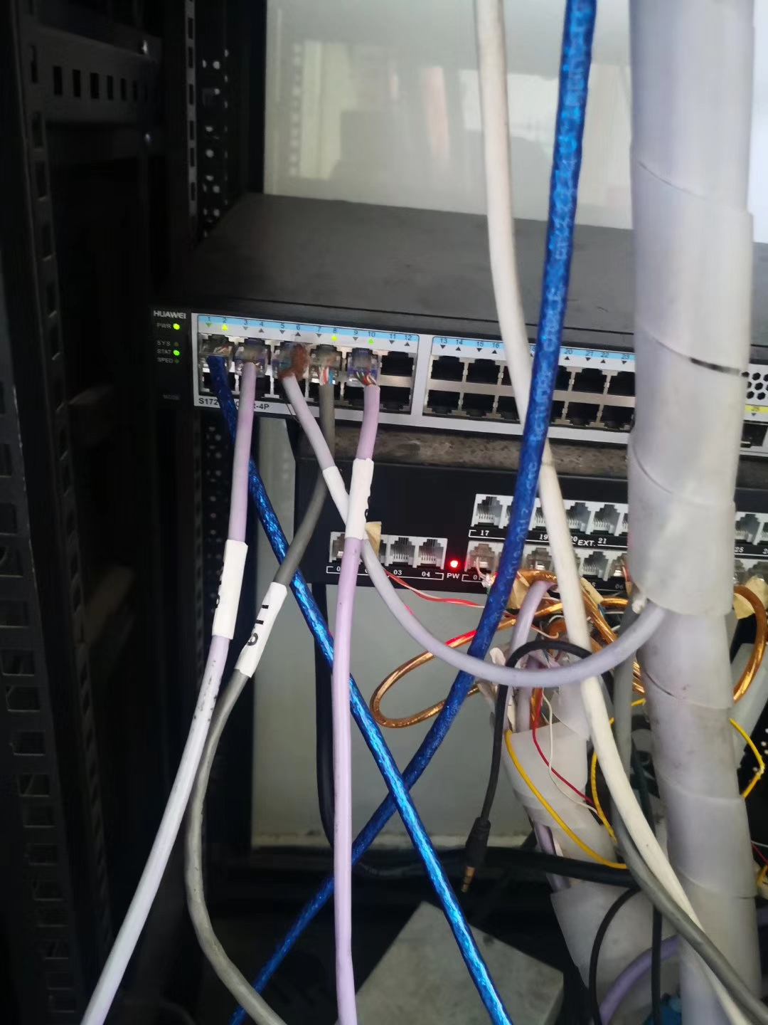 100台电脑要多少路由器,一百台电脑要多少个路由器