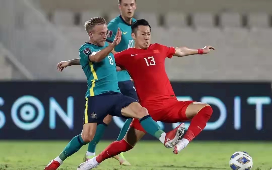 李铁归化天团新消息,国足归化球员李铁视频