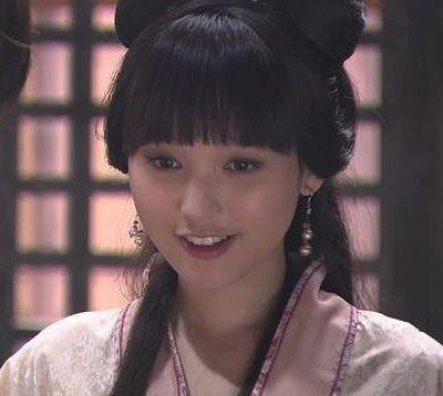 金莎直言想翻红,金莎自认有少女感被嘲讽