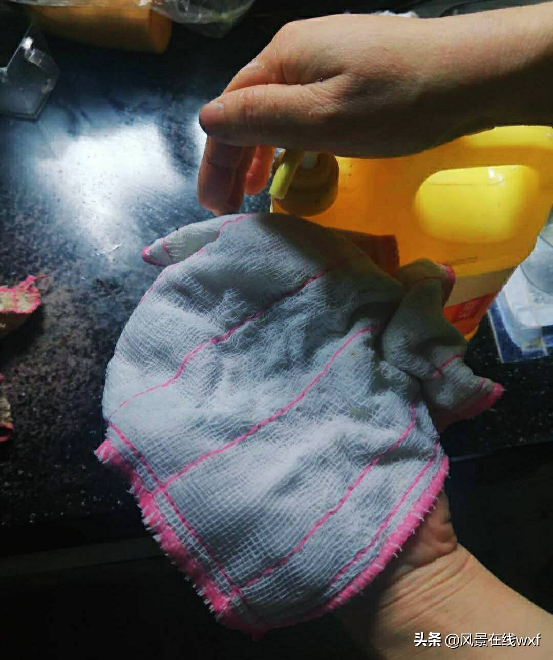 怎么让抹布变干干净净,如何让抹布洁白如新