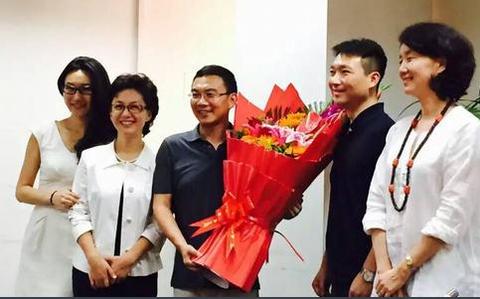 原央视主播郎永淳的简历,原央视主播郎永淳夫人吴萍图片