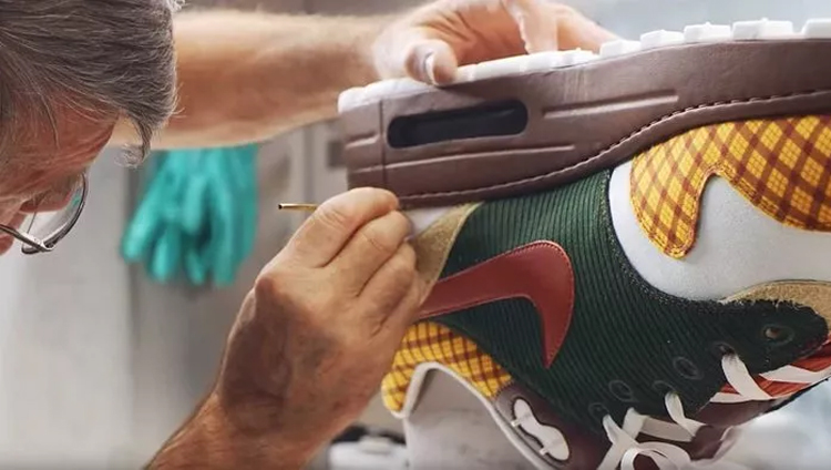 nike自己做联名衣服,nike自己定制球鞋别人看得到吗