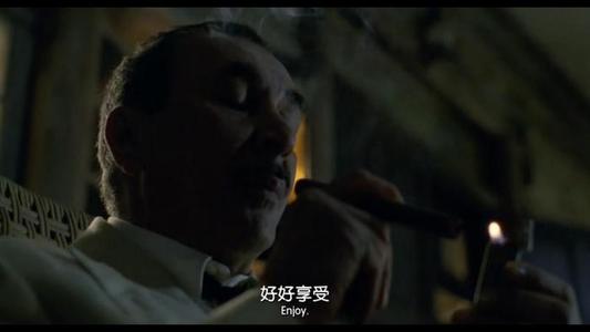 中年男子爱上早熟少女,禁忌之作震惊全美,深度解析《洛丽塔》