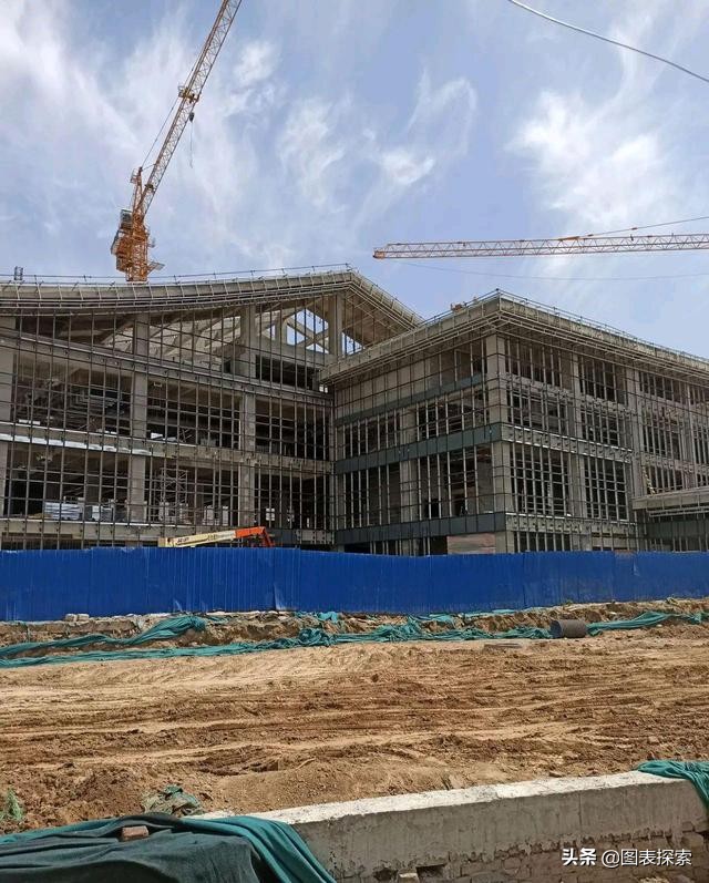 109岁的河南大学在郑州重获新生,而对于开封来说却是无奈