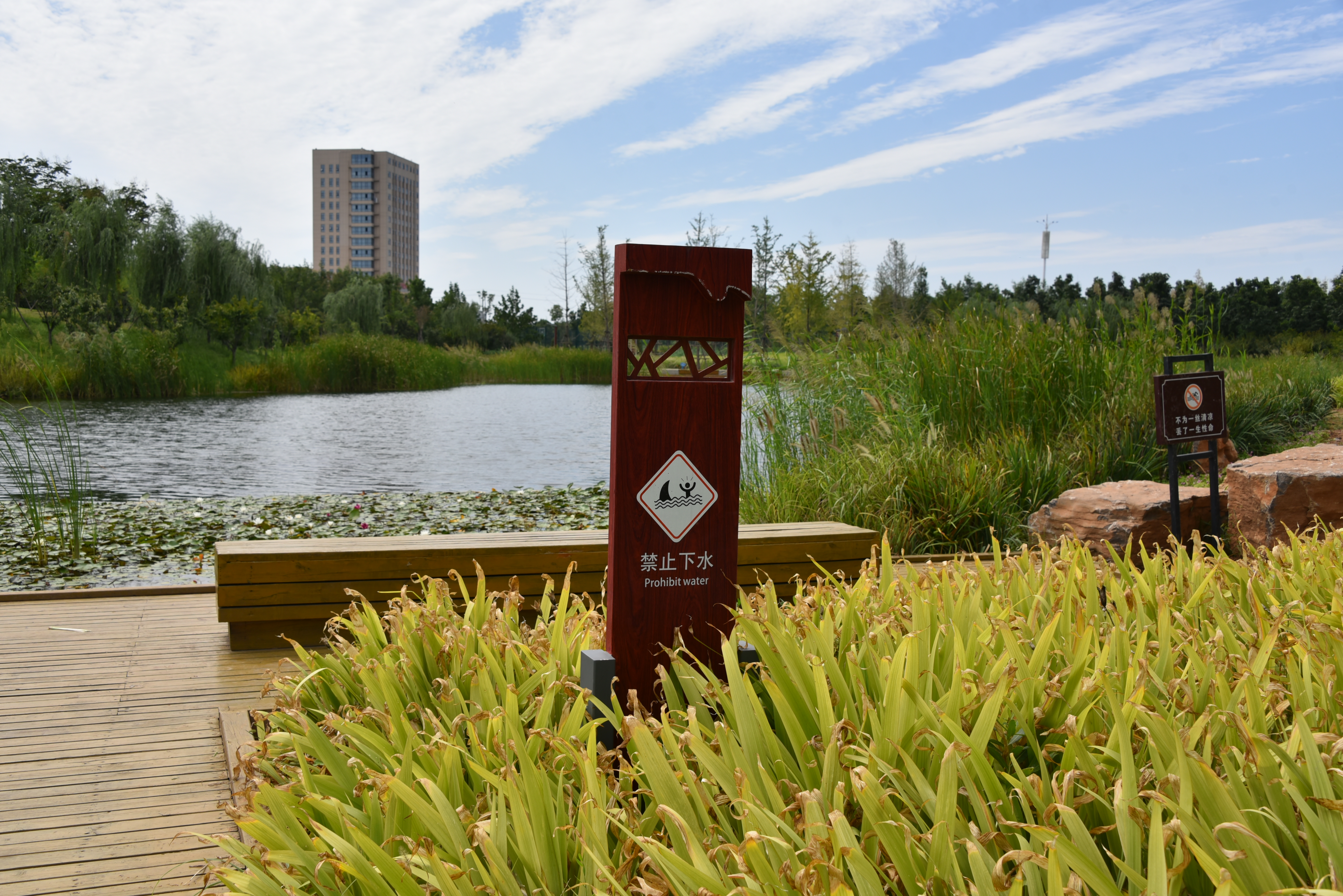 标识标牌制作安装难点分析,制作标识标牌有哪些注意事项