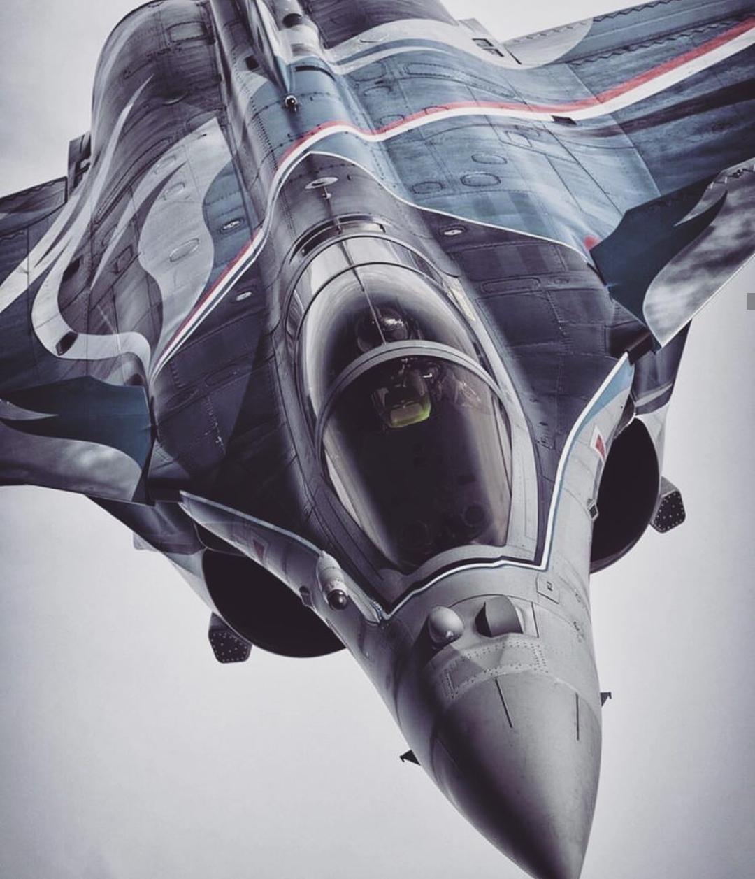 达索阵风战斗机vs布加迪,法国达索阵风