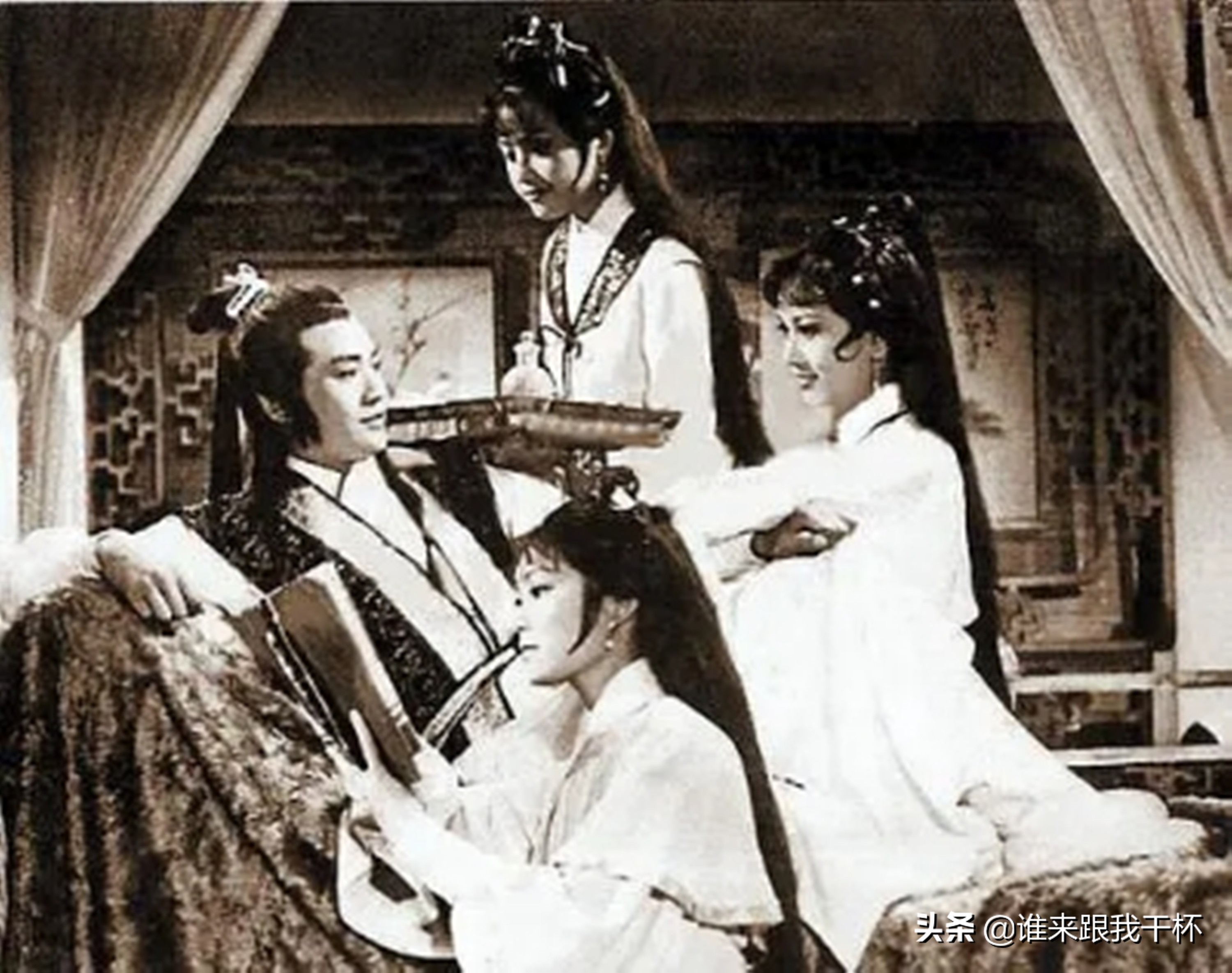 黄霑与郑少秋,郑少秋与黄霑