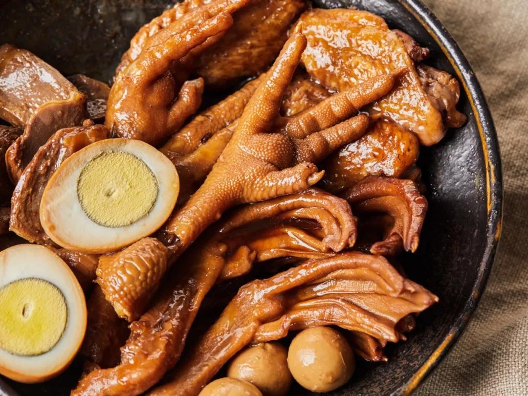 卤味江湖千亿市场争夺战,2025年卤味市场规模突破2200亿