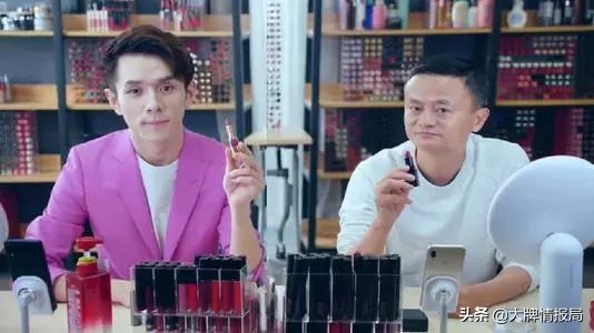 一秒钟赚228万！揭秘李佳琦成功背后伤痛：9年无休患严重支气管炎