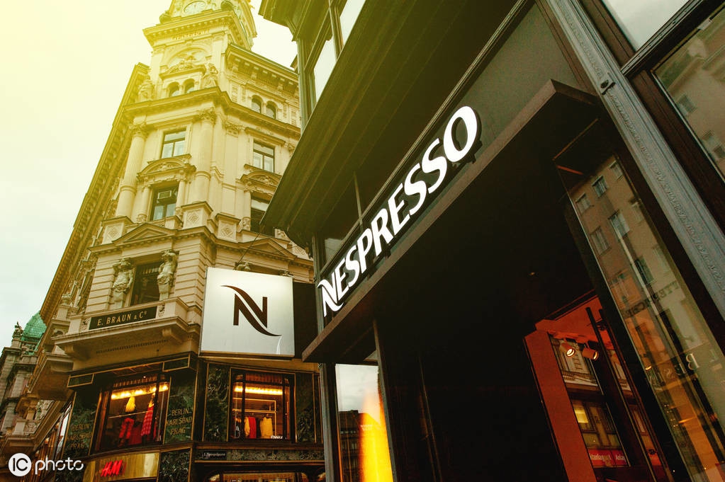 香港保险退保拿不到钱,香港保险的钱拿不到了怎么办