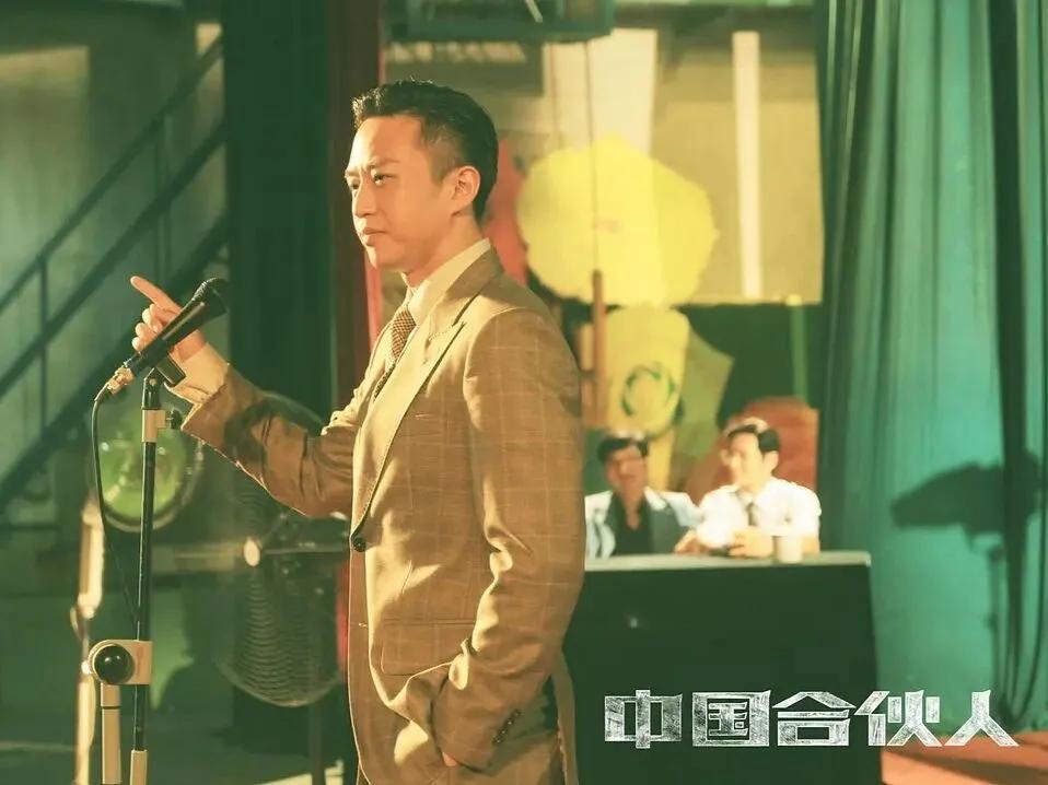 周星驰小人物逆袭的典范,周星驰黄渤30个镜头