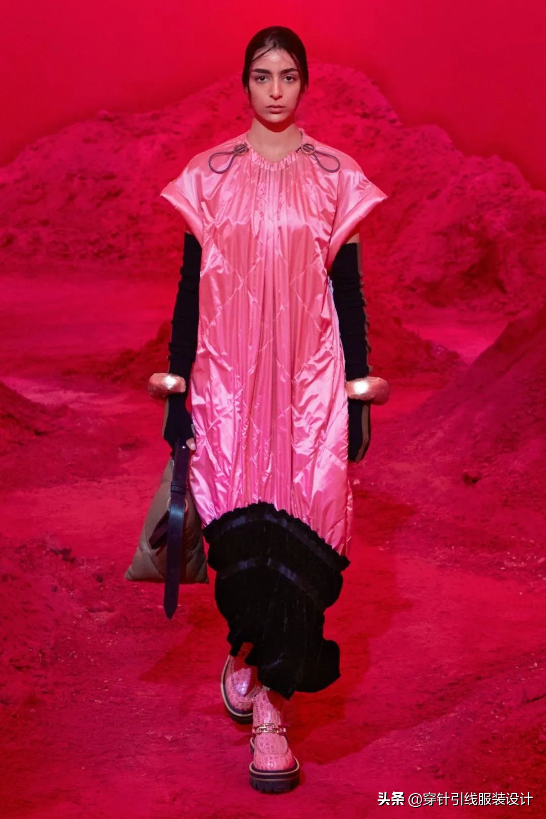 moncler设计师款式 (moncler 2017秋冬系列)