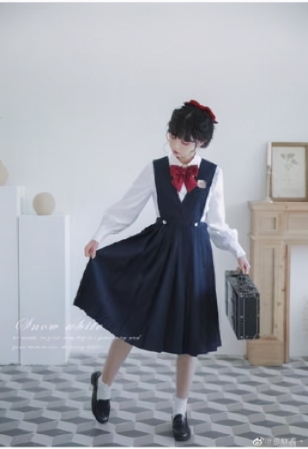 jk制服二次元图,jk制服的市场劣势