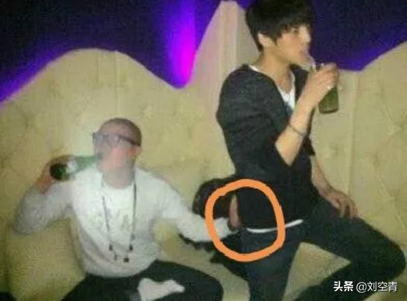 独家扒皮金在中作妖史：谎称自己感染新冠肺炎，激吻*女幼**还骗粉丝