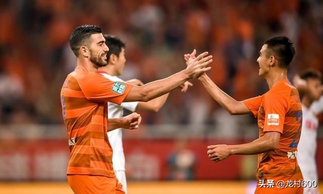 佩莱在中超进球,中超佩莱百场点射