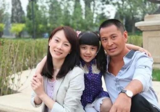 王亚楠大决战剧照,大决战何政军王亚楠