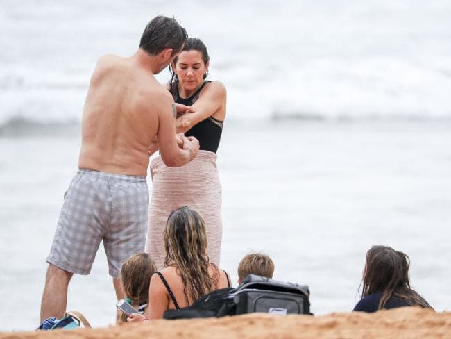 王妃超会穿II玛丽王妃*服私**与公务着装对比，穿衣搭配如变形记