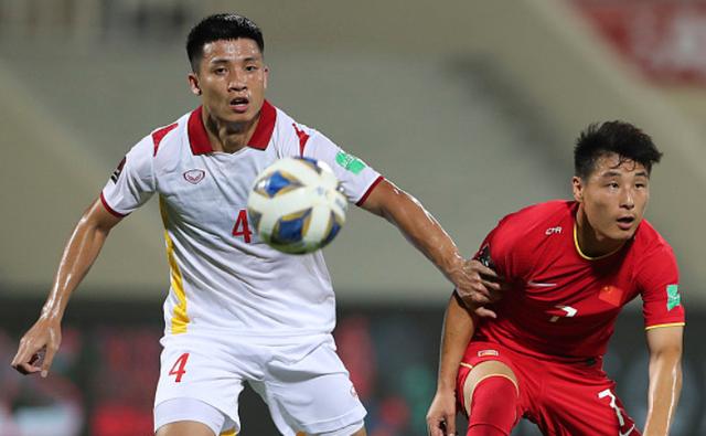 洛国富武磊最新消息,洛国富拥抱武磊