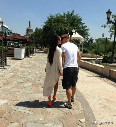 曾经红得发紫却突然消失的女明星,从红极一时到落魄的8位女星