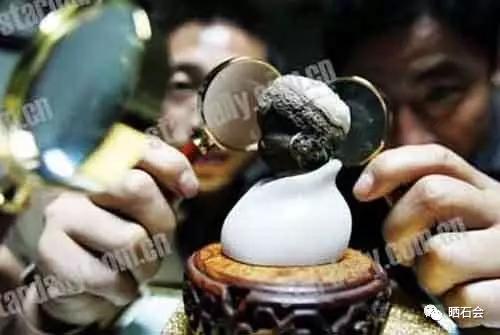 画面奇石和象形奇石的价值比较,10万奇石鉴定