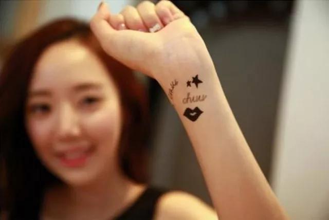 孟非点赞武磊完整视频,武磊纹身吗