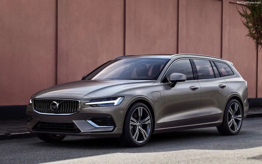 用钱换“屁股”，买旅行车到底图个啥？