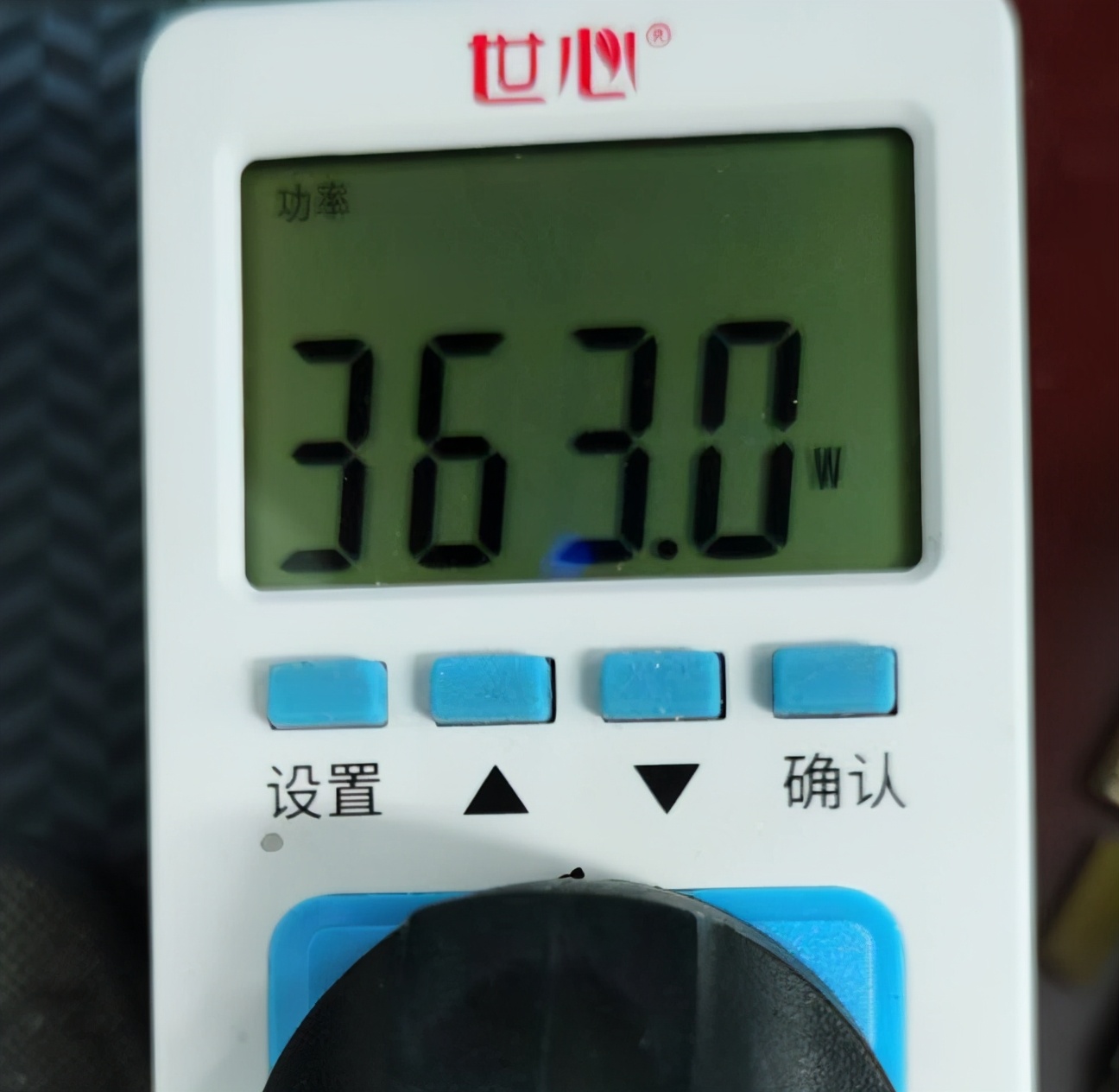 垃圾佬的春天，1300元装31万跑分的六核可三极致吃鸡的电脑