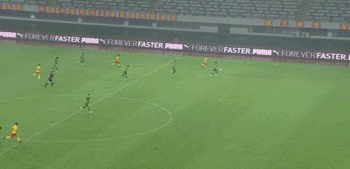 中国足球令人伤心时刻,孙继海和傅欢比赛视频