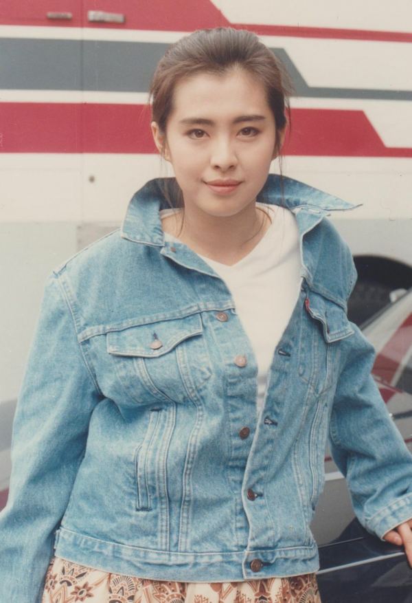 51岁王祖贤依旧媚眼如丝,亚洲十大女神王祖贤