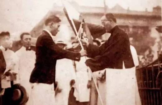 中国运动员痛失金牌流泪,32届奥运会中国运动员