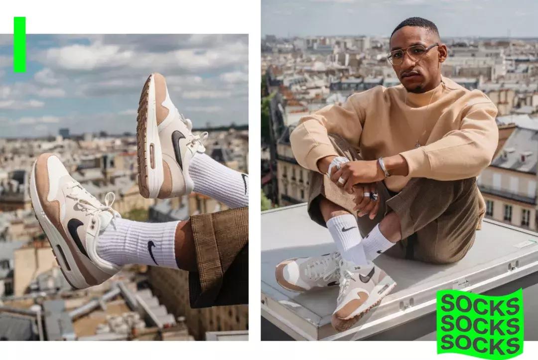 为什么有男性喜欢穿袜子的女生,为什么女生都喜欢男生穿袜子