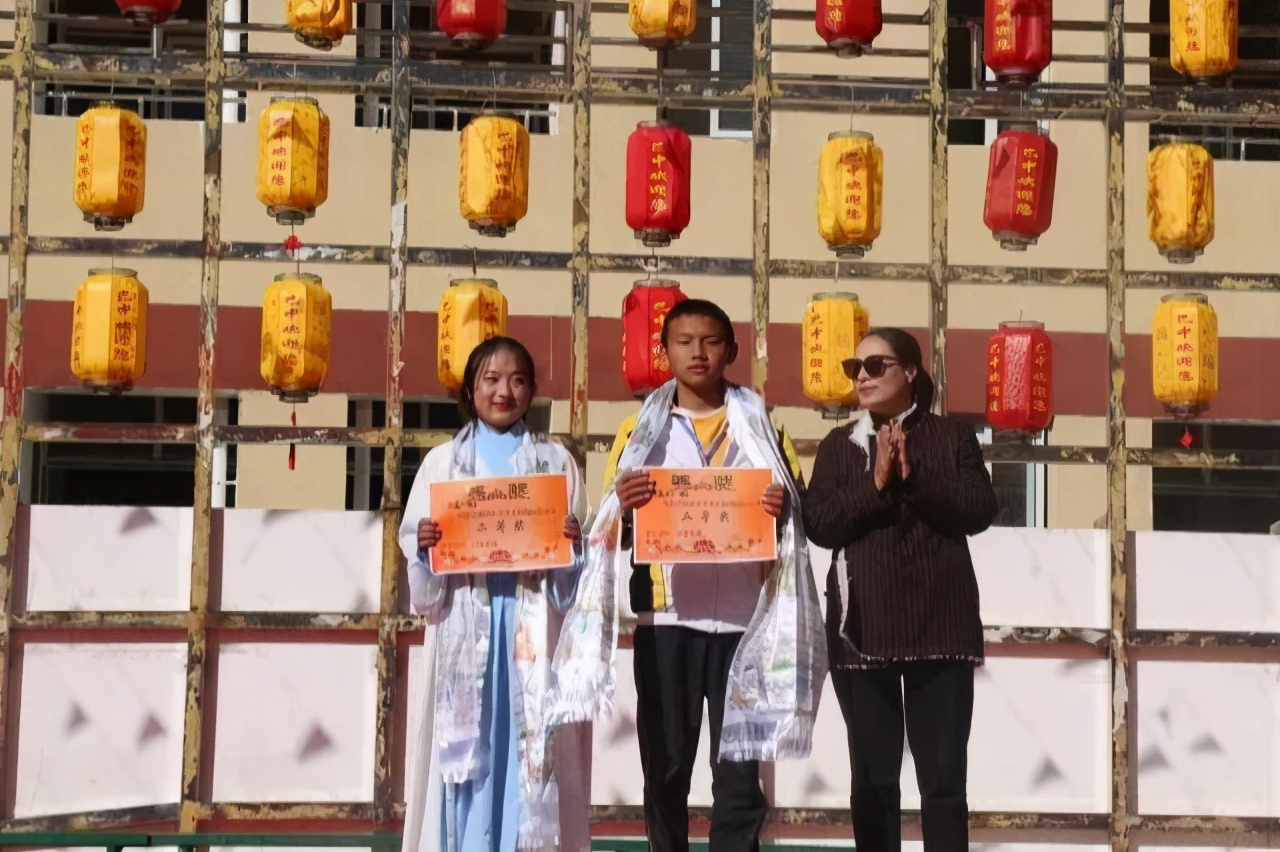 四川巴塘中学第九届校园文艺汇演,巴塘中学第九届文艺节视频