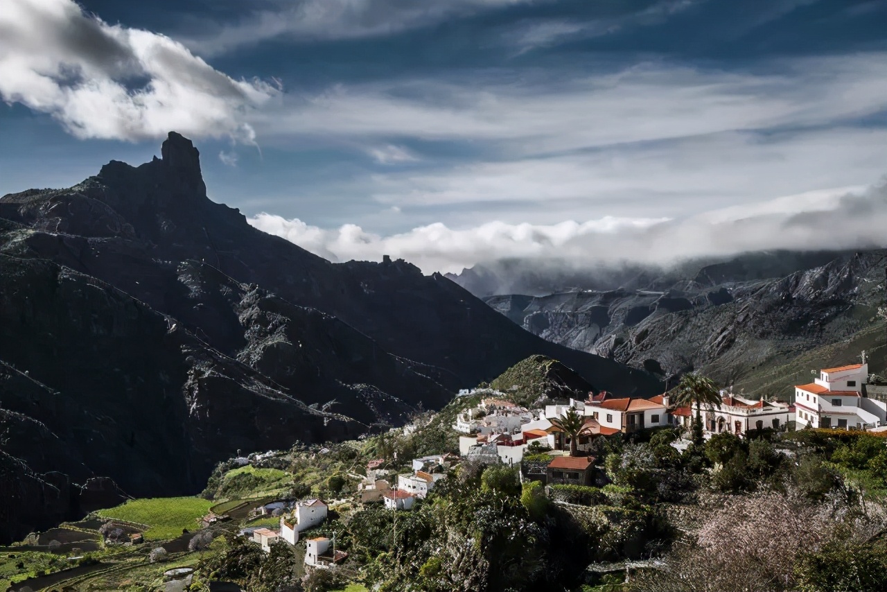 西班牙最美的15座小镇,西班牙最美乡村小镇