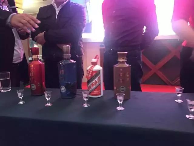 是谁把飞天茅台叫好酒2号？