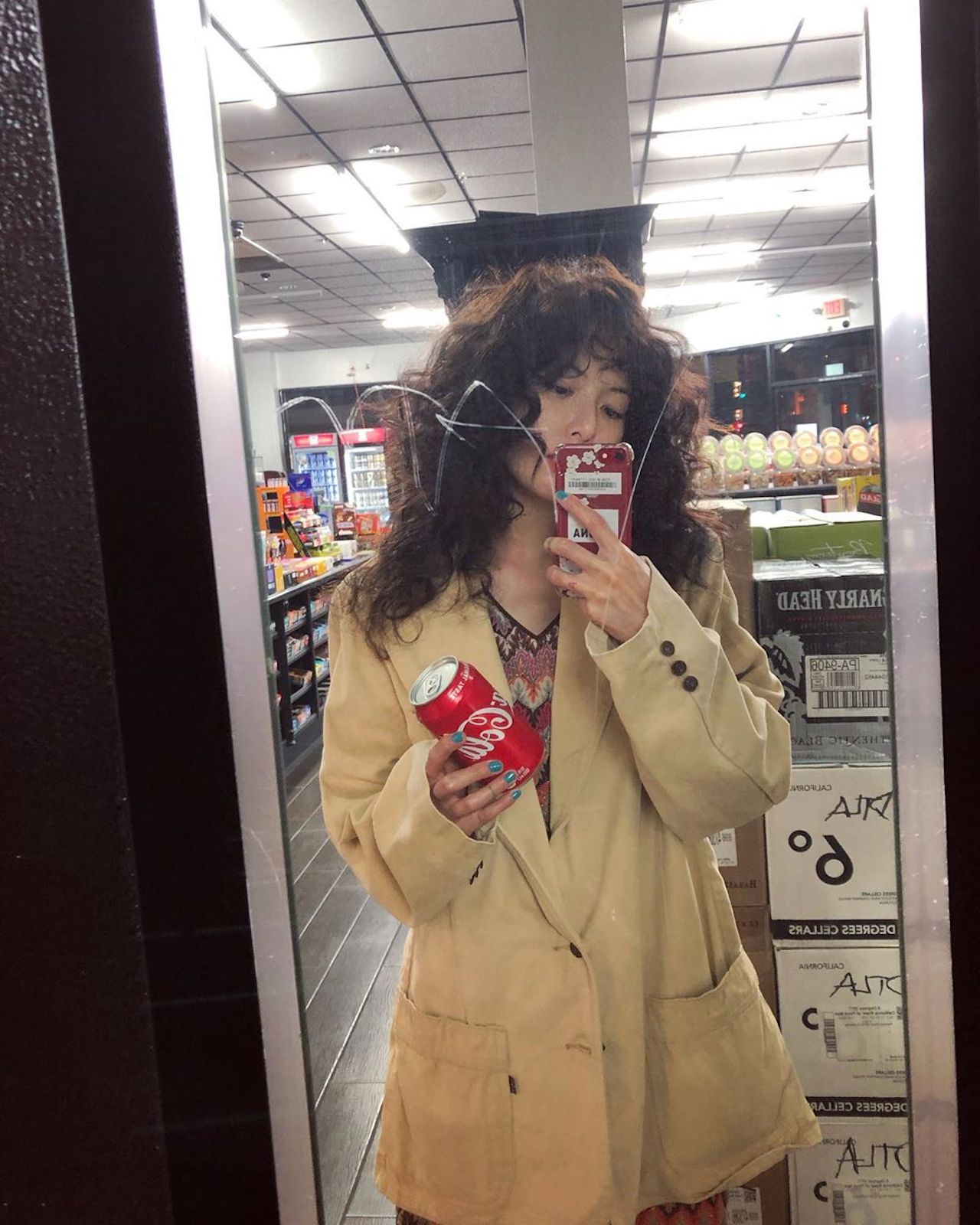 头发怎么能做到蓬松显脸小,怎么让头发蓬松又洋气