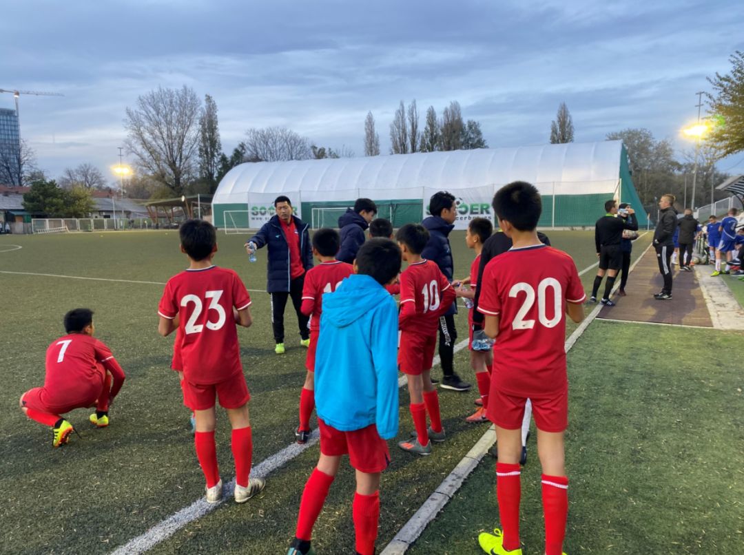 梅州客家队踢亚冠,梅州客家出征视频