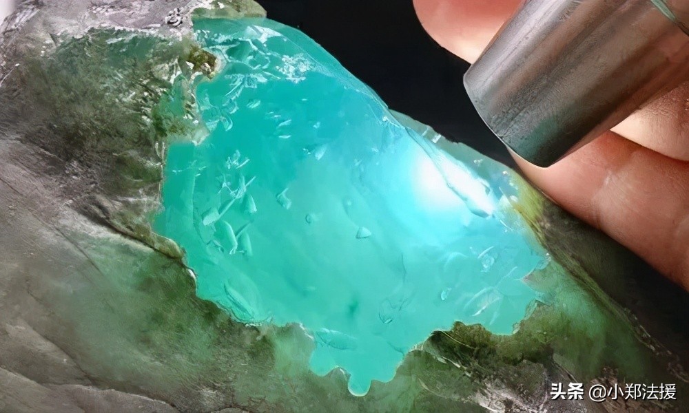 直播间翡翠原石被骗了怎么办,直播间买翡翠原石可靠吗