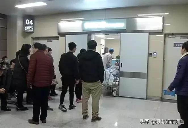 小伙反复头晕查出脑瘤,男子持续头痛竟是脑内有炸弹