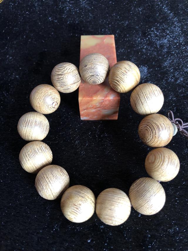 带香味又便宜的木质手串有哪些,几十块钱的各种木质手串是真的吗