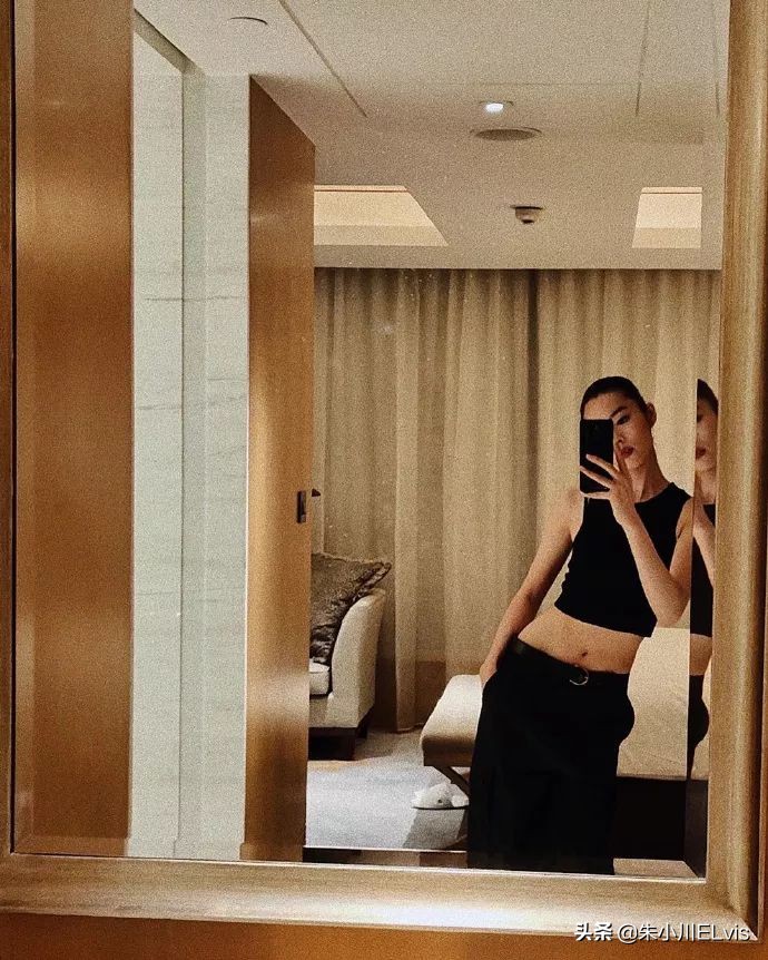 刘雯coach服装,刘雯终止与coach合作会赔多少钱