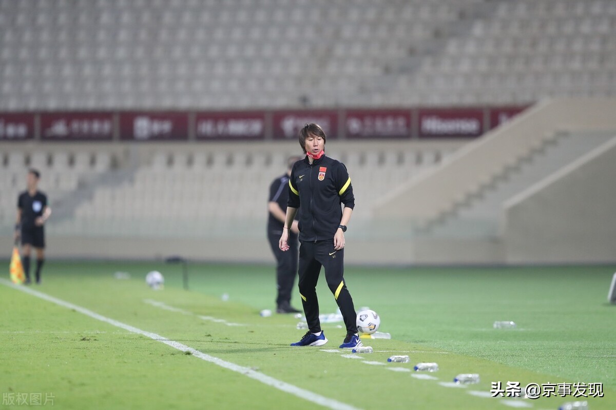 李铁弃归化训练,李铁全力冲击世界杯