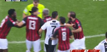 c罗伊瓜因抢射门,c罗抢伊瓜因单刀动态