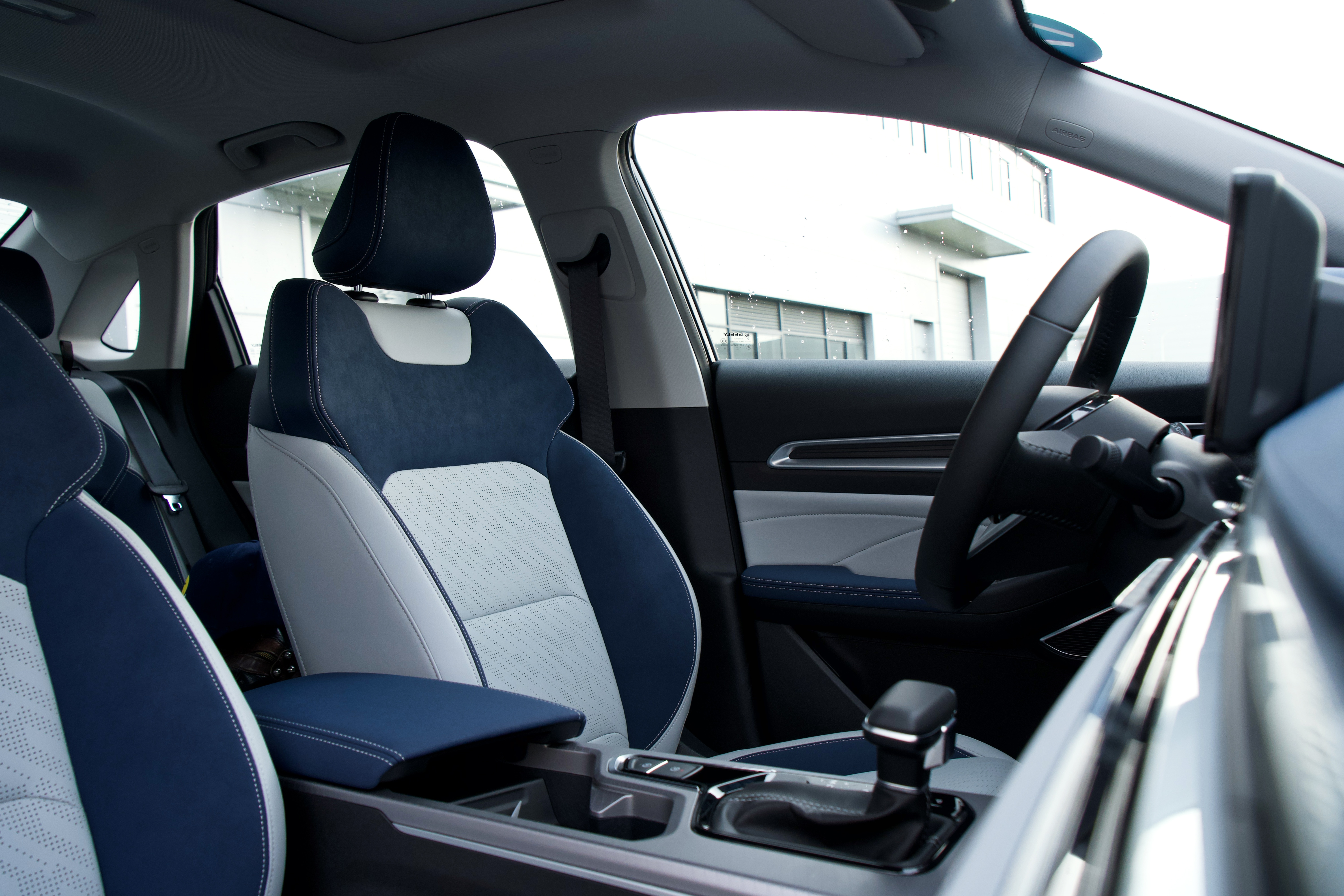 现象级车,体验新款吉利第四代帝豪