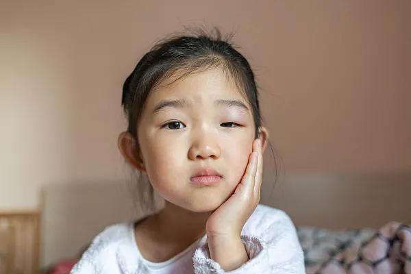 虫咬性皮炎怎么消除家里的虫子,虫咬性皮炎能不能吃复方双花片